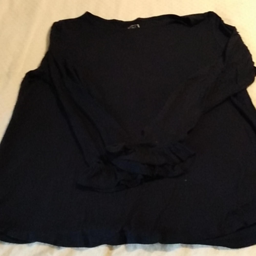 Maurice's navy long sleeve tee